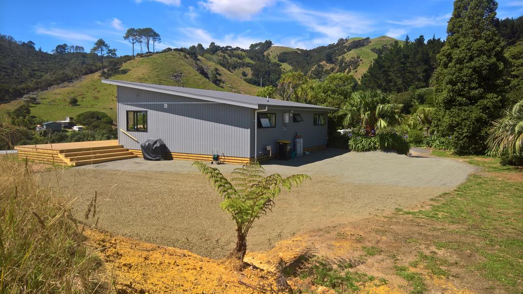 Ocean Cliff Court Villa Kuaotunu Eksteriør billede